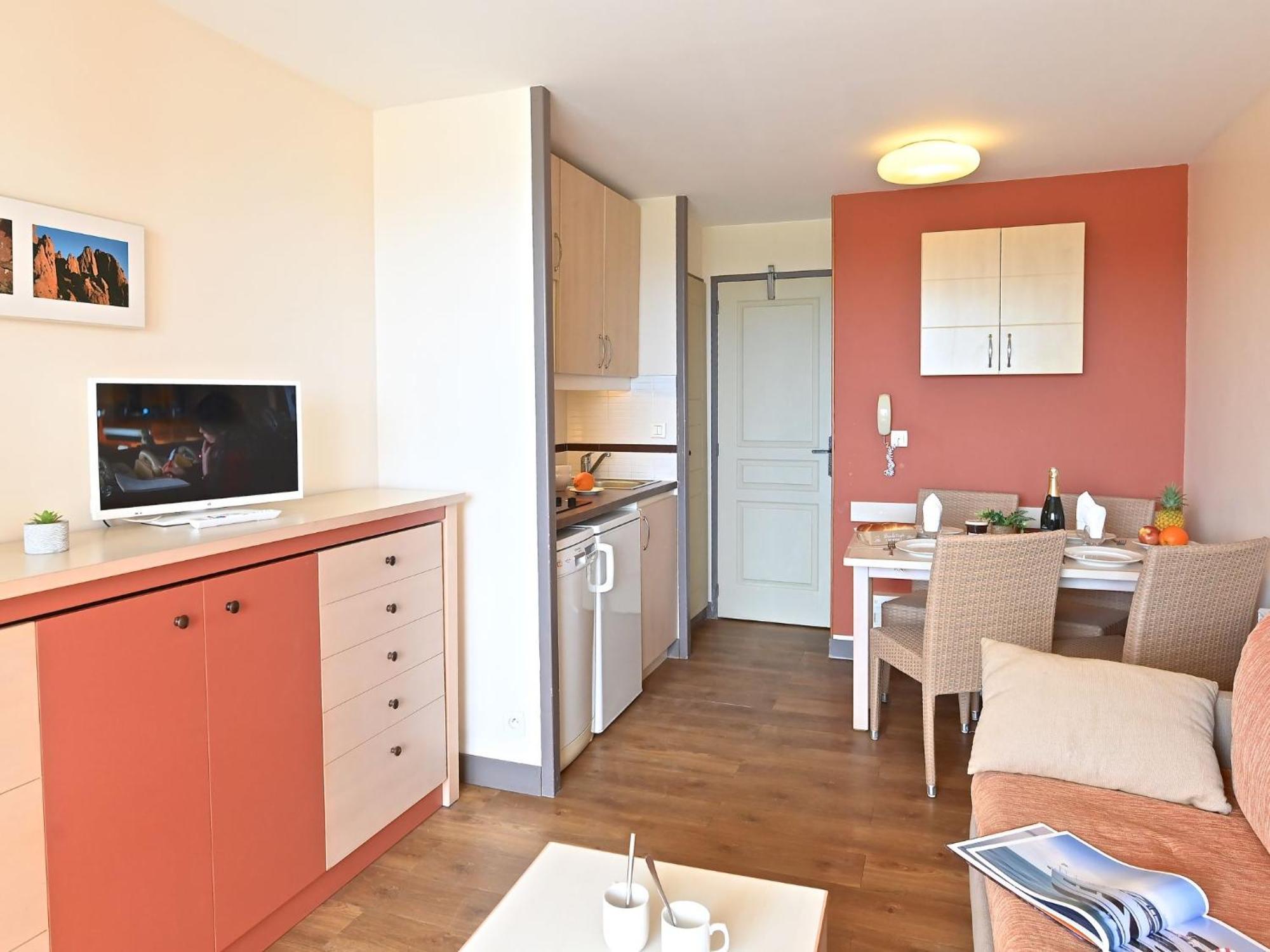 Apartment Village Cap Esterel - Le Village-76 By Interhome Saint-Raphaël Εξωτερικό φωτογραφία
